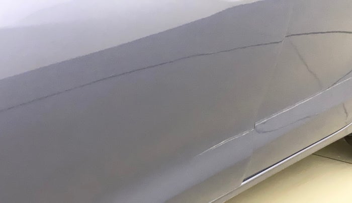 2017 Maruti Dzire VDI AMT, Diesel, Automatic, 1,00,864 km, Front passenger door - Minor scratches