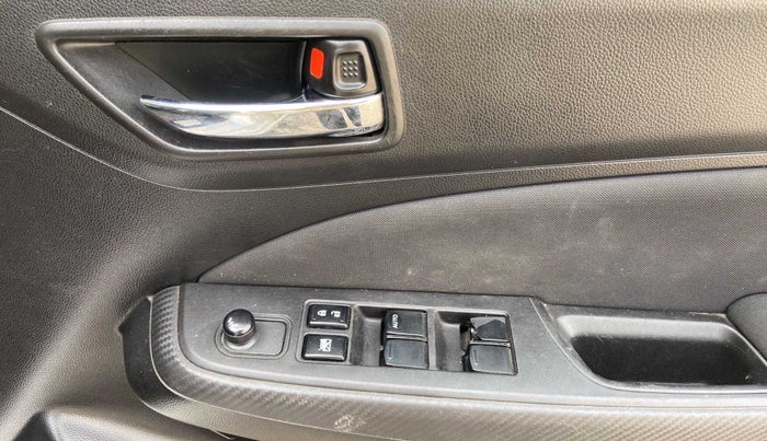 2019 Maruti Swift VXI, Petrol, Manual, 32,649 km, Driver Side Door Panels Control