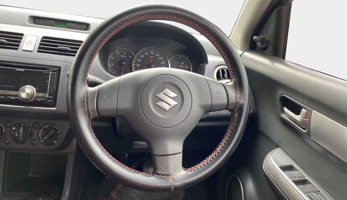 2011 Maruti Swift VDI, Diesel, Manual, 1,00,170 km, Steering Wheel Close Up