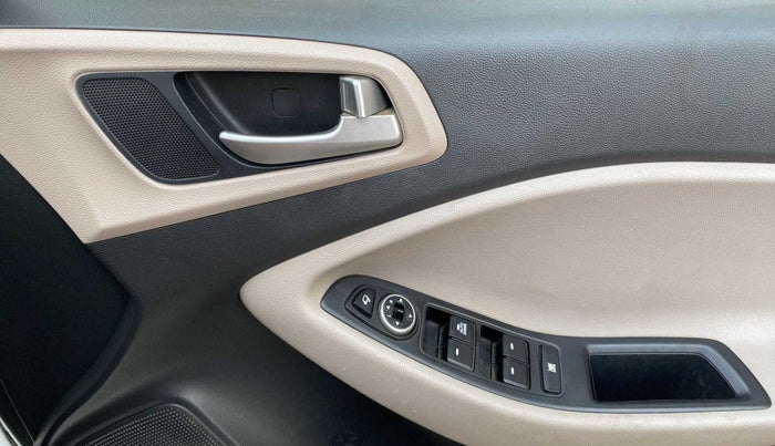 2019 Hyundai Elite i20 SPORTZ PLUS 1.2, Petrol, Manual, 72,764 km, Driver Side Door Panels Control