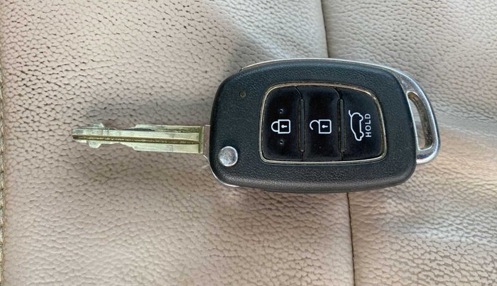 2019 Hyundai Elite i20 SPORTZ PLUS 1.2, Petrol, Manual, 76,058 km, Key Close Up