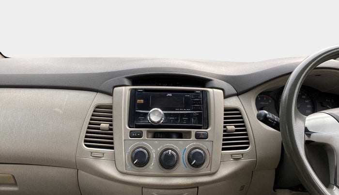 2012 Toyota Innova 2.5 GX 7 STR, Diesel, Manual, 80,345 km, Air Conditioner