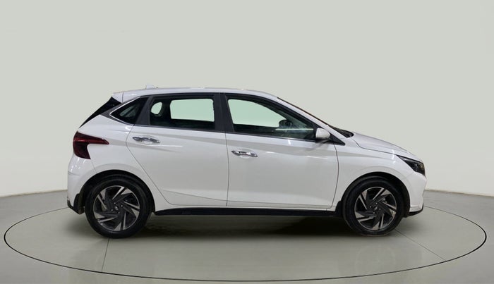 2022 Hyundai NEW I20 ASTA (O) 1.2 MT, Petrol, Manual, 13,553 km, Right Side View