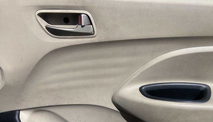 2019 Hyundai NEW SANTRO SPORTZ MT, Petrol, Manual, 17,538 km, Driver Side Door Panels Control