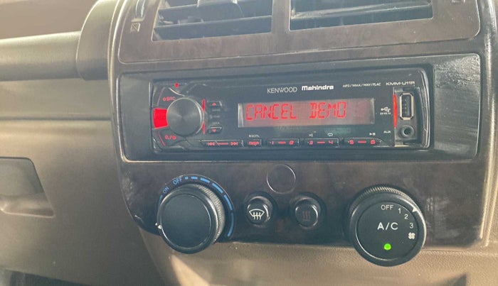 2016 Mahindra Bolero SLX BS IV, Diesel, Manual, 85,245 km, Infotainment system - AM/FM Radio - Not Working