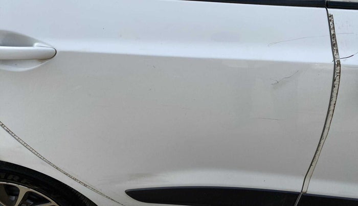 2017 Hyundai Grand i10 SPORTZ (O) AT 1.2 KAPPA VTVT, Petrol, Automatic, 50,111 km, Right rear door - Minor scratches