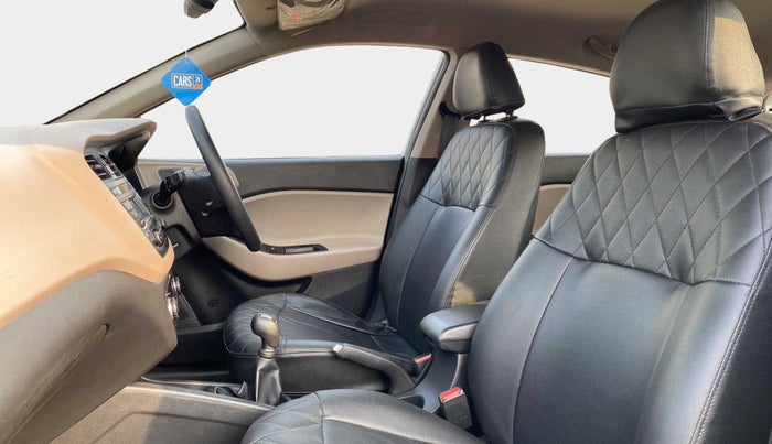 2017 Hyundai Elite i20 SPORTZ 1.2, Petrol, Manual, 26,921 km, Right Side Front Door Cabin