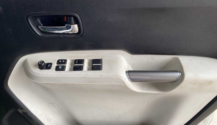 2020 Maruti IGNIS ZETA 1.2, Petrol, Manual, 30,980 km, Driver Side Door Panels Control
