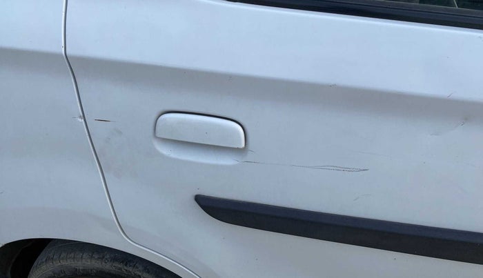 2015 Maruti Alto 800 LXI, Petrol, Manual, 45,518 km, Right rear door - Minor scratches