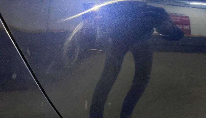 2020 Maruti Swift VXI, Petrol, Manual, 46,764 km, Right rear door - Minor scratches