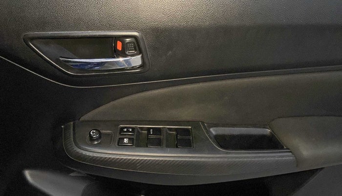 2020 Maruti Swift VXI, Petrol, Manual, 46,830 km, Driver Side Door Panels Control