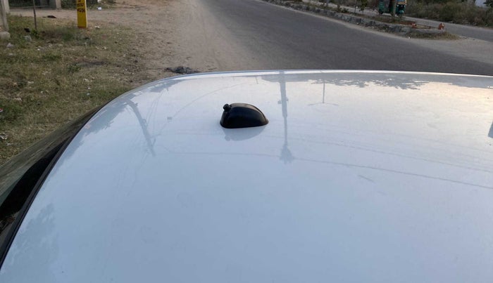 2015 Maruti Swift Dzire ZXI, Petrol, Manual, 37,430 km, Roof - Antenna not present
