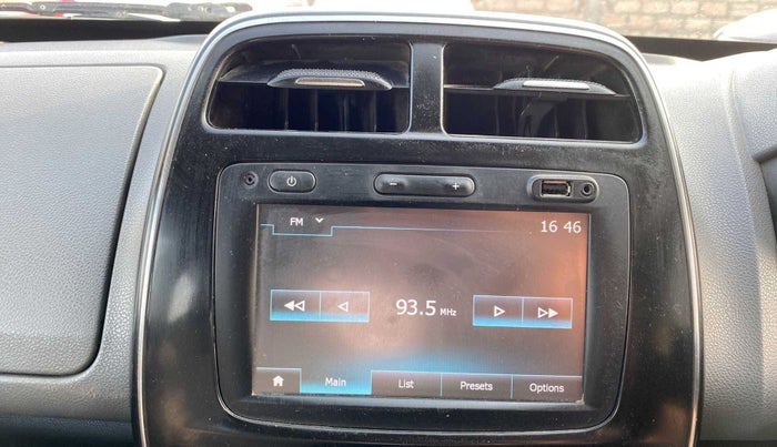 2018 Renault Kwid RXT 1.0 (O), Petrol, Manual, 85,839 km, AC Unit - Front vent has minor damage