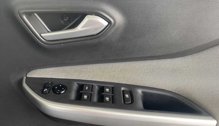 2021 Nissan MAGNITE XV TURBO CVT, Petrol, Automatic, 24,631 km, Driver Side Door Panels Control