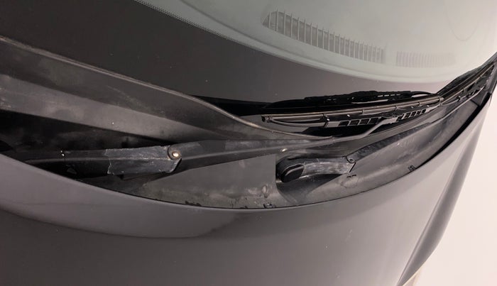 2015 Nissan Micra Active XL, Petrol, Manual, 1,01,847 km, Front windshield - Wiper nozzle not functional
