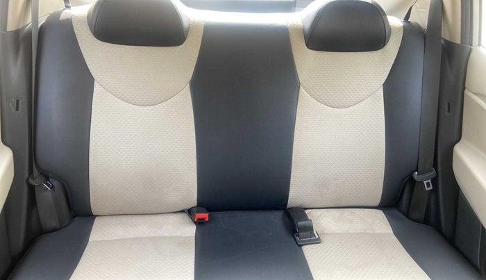 2019 Hyundai NEW SANTRO MAGNA, Petrol, Manual, 21,302 km, Second-row left seat - Cover slightly stained