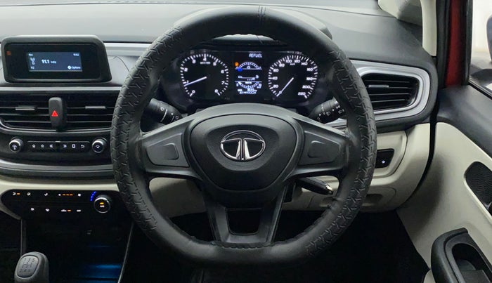 2023 Tata ALTROZ XE PLUS PETROL, Petrol, Manual, 3,655 km, Steering Wheel Close Up
