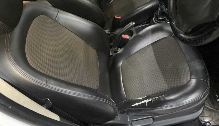 2013 Hyundai i20 MAGNA (O) 1.2, Petrol, Manual, 51,666 km, Driver seat - Cover slightly torn