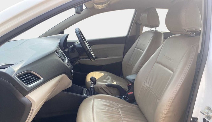 2019 Hyundai Verna 1.6 VTVT SX, Petrol, Manual, 26,288 km, Right Side Front Door Cabin