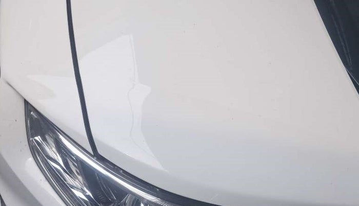 2019 Hyundai Verna 1.6 VTVT SX, Petrol, Manual, 26,288 km, Bonnet (hood) - Minor scratches