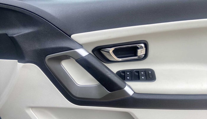 2021 Tata Safari XZA, Diesel, Automatic, 9,339 km, Driver Side Door Panels Control