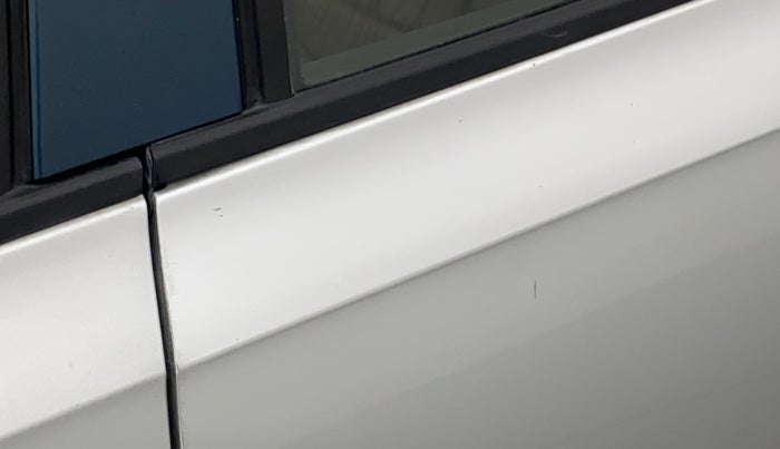 2011 Volkswagen Vento HIGHLINE DIESEL 1.6, Diesel, Manual, 83,732 km, Rear left door - Minor scratches