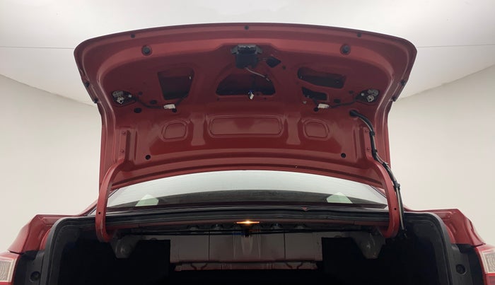 2018 Hyundai Xcent SX 1.2, Petrol, Manual, 33,682 km, Boot Door Open