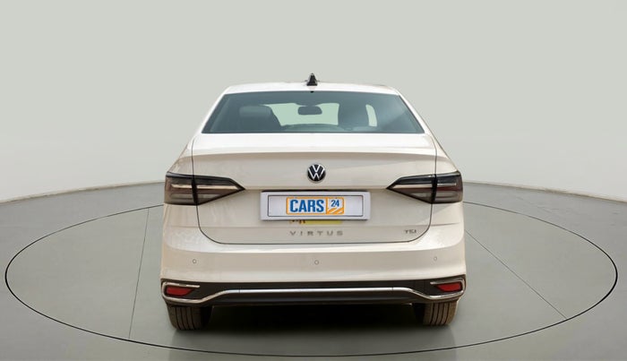2022 Volkswagen VIRTUS HIGHLINE TSI 1.0 MT, Petrol, Manual, 24,126 km, Back/Rear