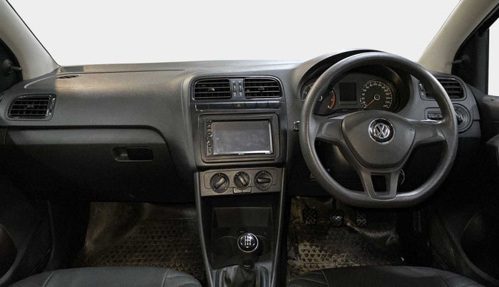2019 Volkswagen Ameo TRENDLINE 1.0L, Petrol, Manual, 48,350 km, Dashboard