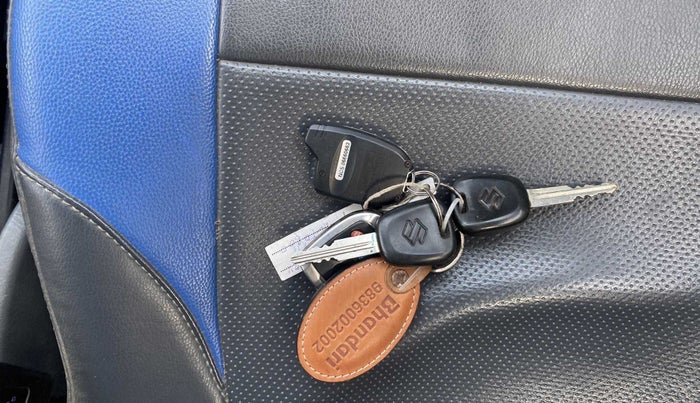 2015 Maruti Alto 800 LXI, Petrol, Manual, 38,595 km, Lock system - Central lock not working