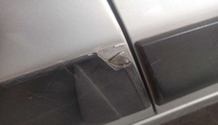 2016 Hyundai Grand i10 SPORTZ 1.1 CRDI, Diesel, Manual, 92,426 km, Right rear door - Door visor damaged
