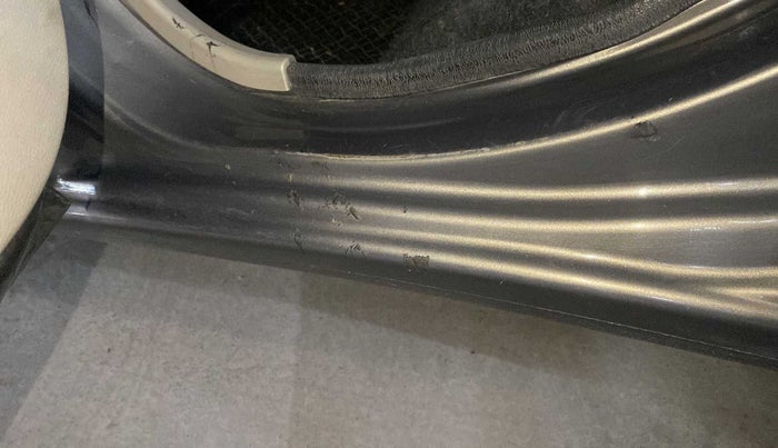 2017 Datsun Go Plus T, Petrol, Manual, 57,422 km, Left running board - Minor scratches