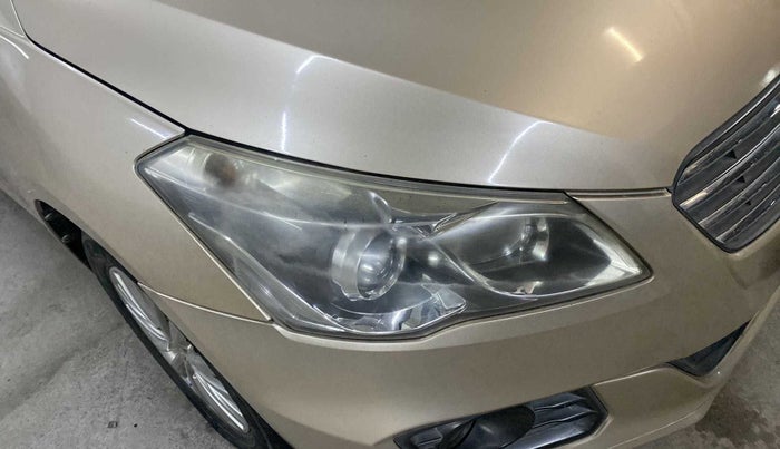 2016 Maruti Ciaz ZXI, Petrol, Manual, 30,141 km, Right headlight - Faded