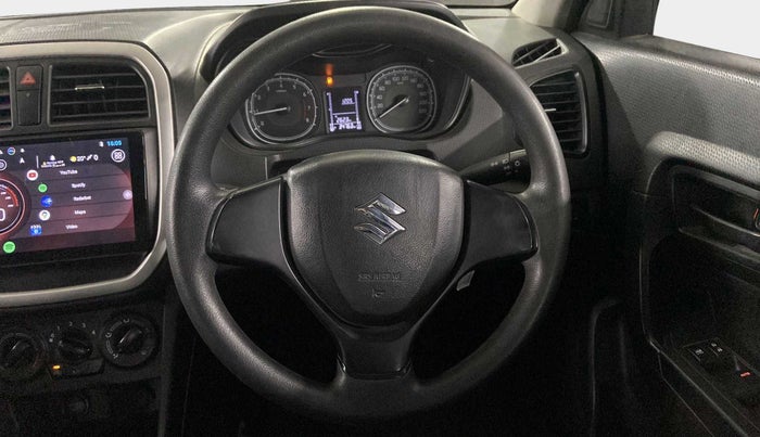 2021 Maruti Vitara Brezza LXI, Petrol, Manual, 34,762 km, Steering Wheel Close Up