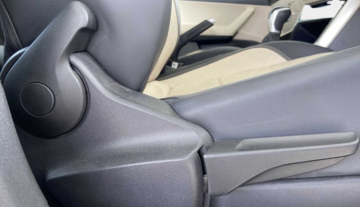 2022 Volkswagen VIRTUS TOPLINE TSI 1.0 AT, Petrol, Automatic, 14,829 km, Driver Side Adjustment Panel