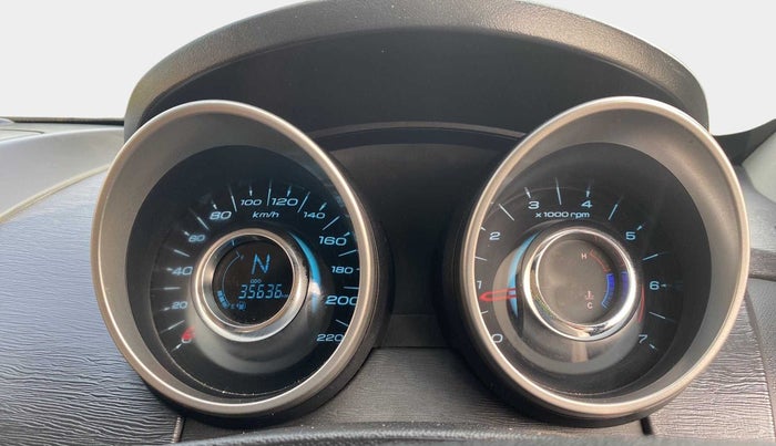 2019 Mahindra XUV500 W7, Diesel, Manual, 35,632 km, Odometer Image