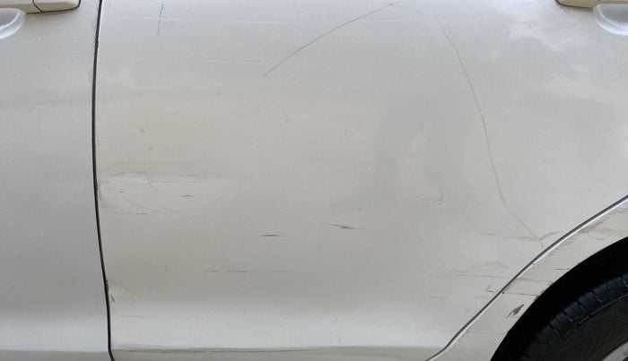 2015 Maruti Swift VXI, Petrol, Manual, 73,674 km, Rear left door - Slightly dented