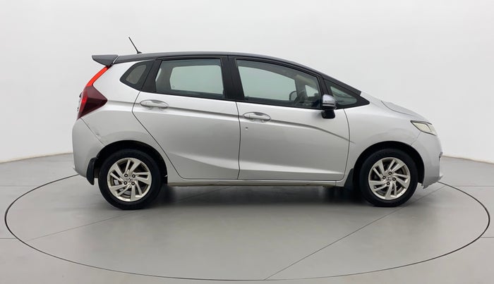 2016 Honda Jazz 1.2L I-VTEC V AT, Petrol, Automatic, 1,12,885 km, Right Side View