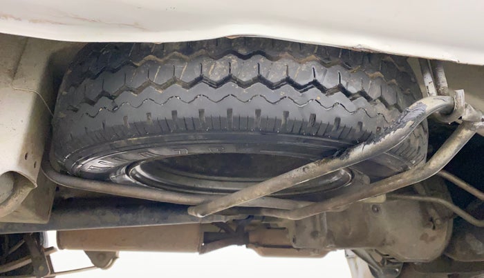 2015 Maruti OMNI E 8 STR, Petrol, Manual, 17,665 km, Spare Tyre