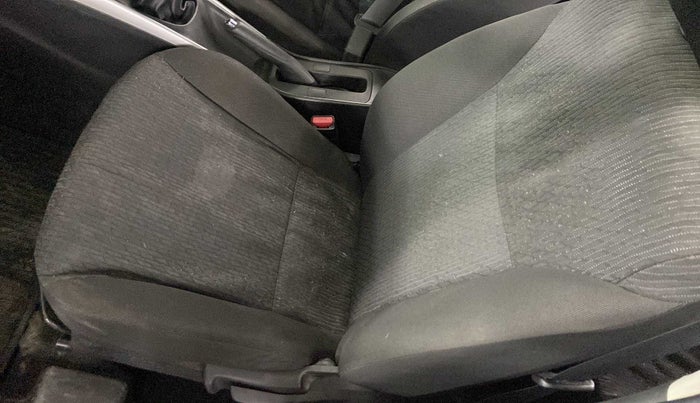 2017 Maruti Baleno DELTA PETROL 1.2, Petrol, Manual, 53,916 km, Front left seat (passenger seat) - Cover slightly stained