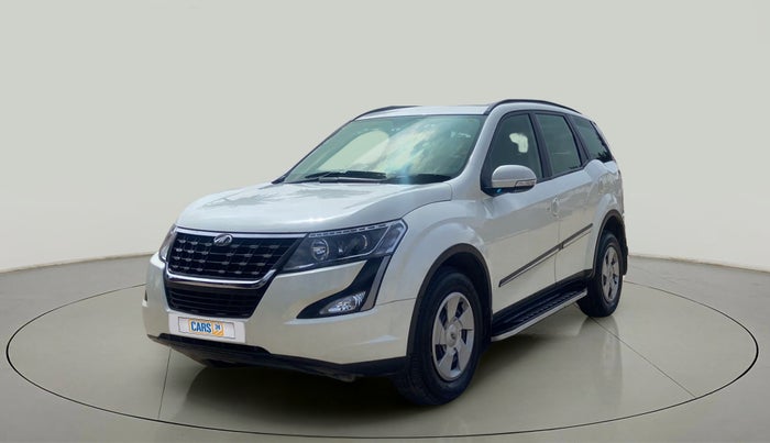 2018 Mahindra XUV500 W7 AT, Diesel, Automatic, 14,492 km, Left Front Diagonal