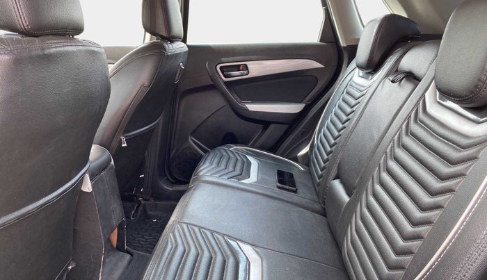 2022 Maruti BREZZA ZXI + AT SMART HYBRID, Petrol, Automatic, 24,472 km, Right Side Rear Door Cabin