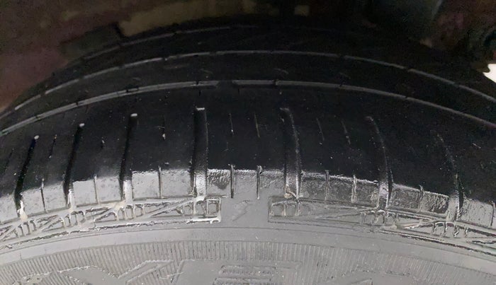 2014 Hyundai Grand i10 MAGNA 1.2 KAPPA VTVT, Petrol, Manual, 97,576 km, Left Rear Tyre Tread