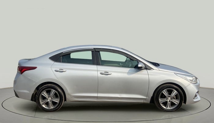 2018 Hyundai Verna 1.6 CRDI SX + AT, Diesel, Automatic, 99,492 km, Right Side View