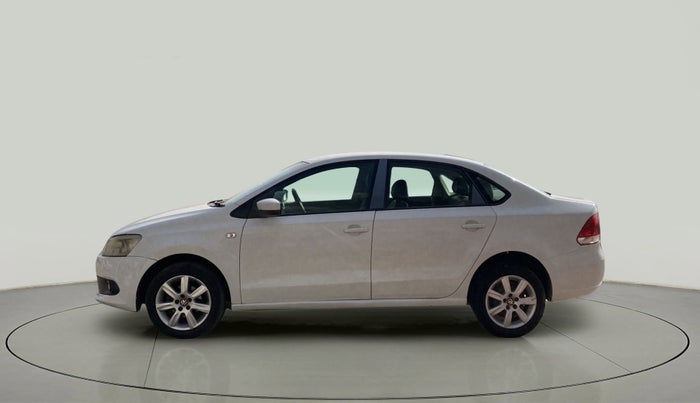 2011 Volkswagen Vento HIGHLINE 1.6 MPI, Petrol, Manual, 70,562 km, Left Side