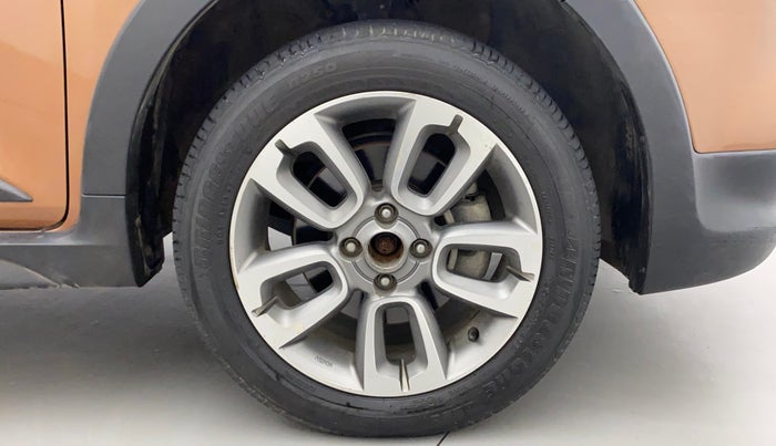 2017 Hyundai i20 Active 1.2 SX, Petrol, Manual, 65,859 km, Right Front Wheel