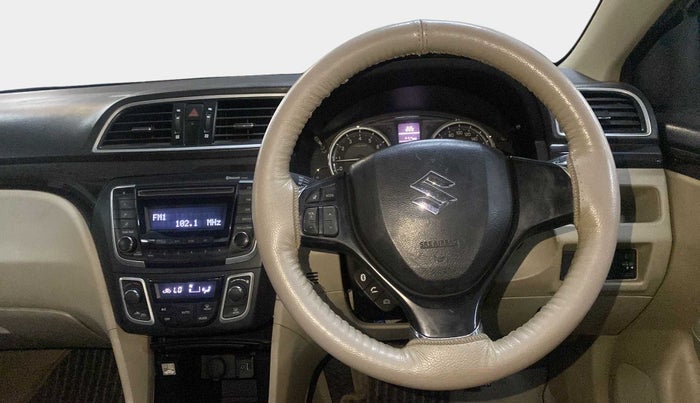 2015 Maruti Ciaz VXI+, Petrol, Manual, 81,730 km, Steering Wheel Close Up