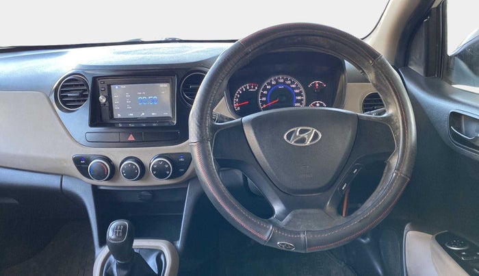 2017 Hyundai Grand i10 MAGNA 1.2 KAPPA VTVT, Petrol, Manual, 41,400 km, Steering Wheel Close Up