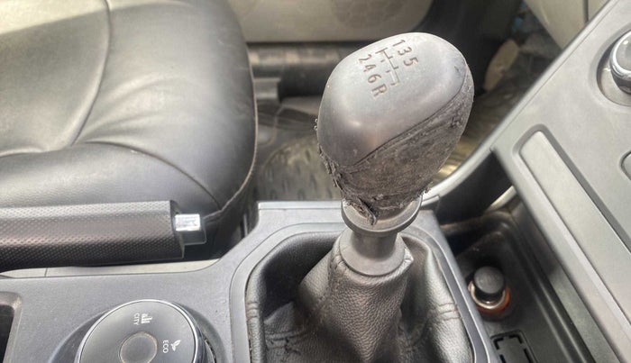 2018 Tata NEXON XE PETROL, Petrol, Manual, 16,466 km, Gear lever - Boot cover slightly torn