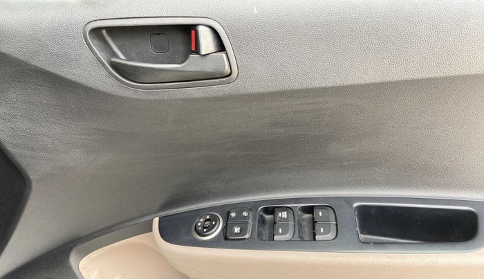 2019 Hyundai Grand i10 MAGNA 1.2 KAPPA VTVT, Petrol, Manual, 45,625 km, Driver Side Door Panels Control